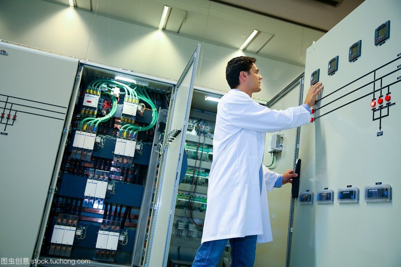 研究員。低壓微網絡。用于智能電網和智能電表的測試和證書服務。電力電子設備認證。技術服務行業。tecnaliaresearch&innovationbizkaiabasquecountry,西班牙。