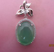 2015年銀鑲玉髓首飾行業(yè)動(dòng)態(tài) 玖鉆珠寶的創(chuàng)新與市場發(fā)展